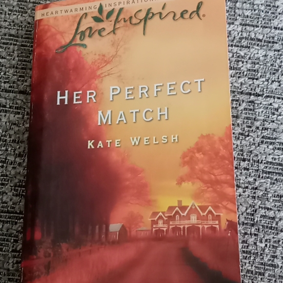 Love Inspired Romance Novels - Picture 4 of 7